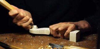 Note. Esposizione di liuteria contemporanea