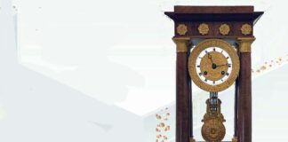 Una mostra di orologi e parigine