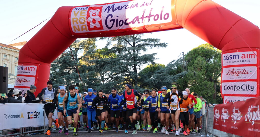 I marciatori del giocattolo invadono Verona