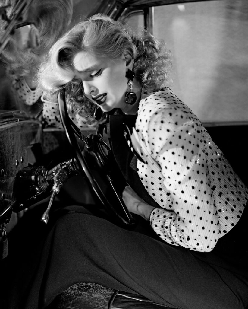 Ph. Gian Paolo Barbieri, Simonetta Gianfelici in Valentino, Roma 1983 © Giada Stefania Barbieri. Courtesy Fondazione Gian Paolo Barbieri ETS