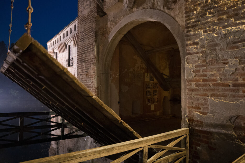 Castello di Padernello -Foto in notturna - Credit Virginio Gilberti