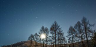 Moonlight Lessinia: trekking leggero al tramonto